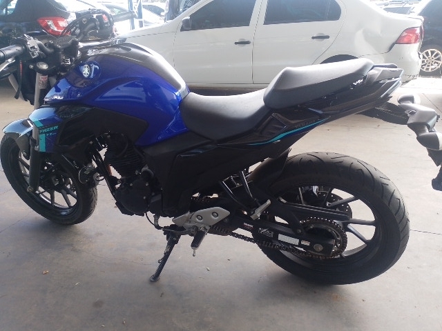 YAMAHA FZ25 FAZER 2023 / 2024
